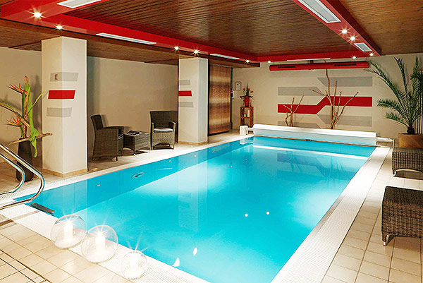 Wellness-Hotel-mit-Schwimmbad-Zimmer-Baden-Baden